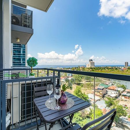 Mactan Newtown - 1Br Stunning Ocean View And City View Lapu-Lapu City Exterior photo